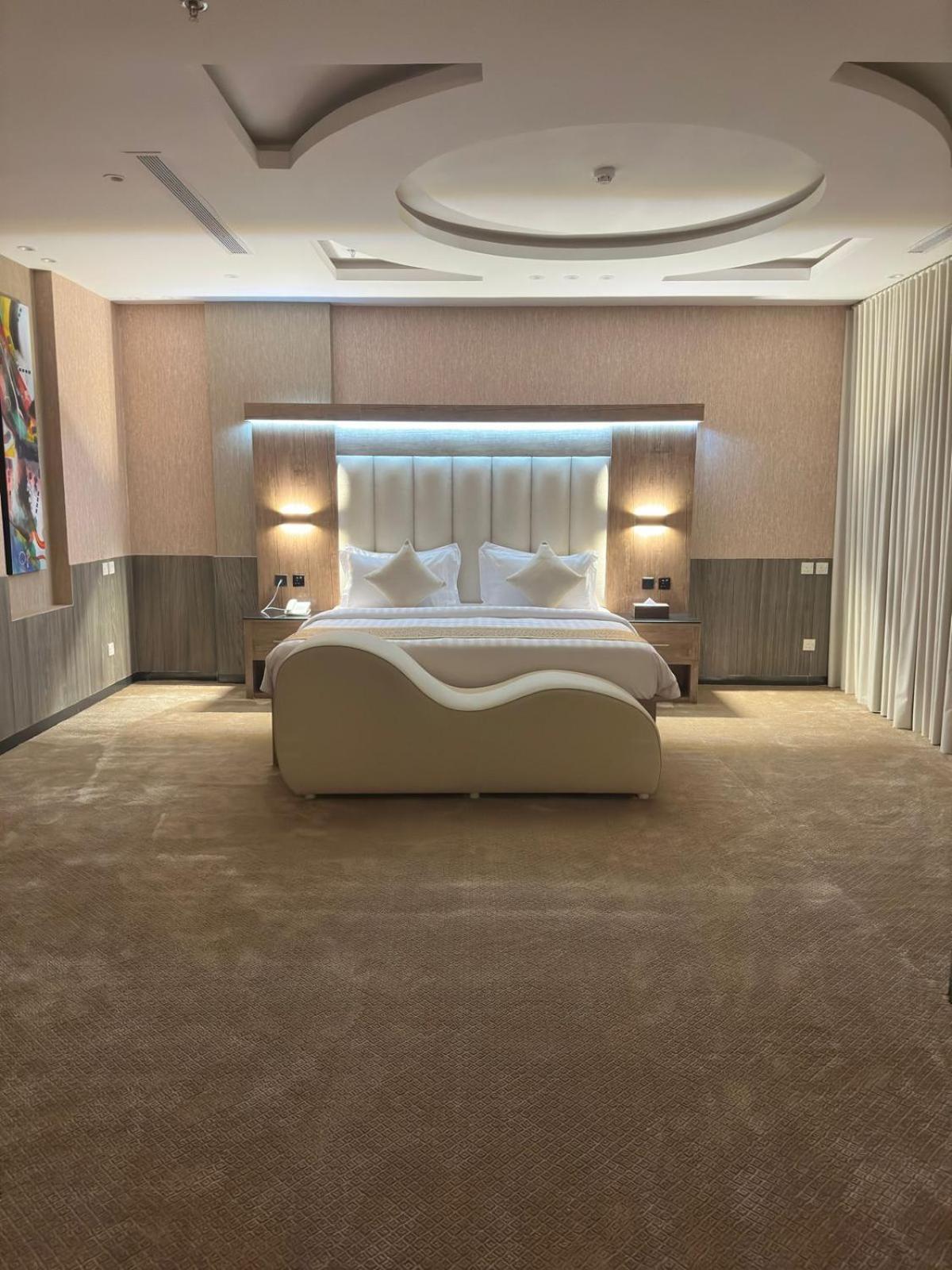 Fribion Apathotel Muhayil Εξωτερικό φωτογραφία